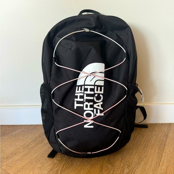 NORTH FACE BACKPACK - Picture 1 of 6